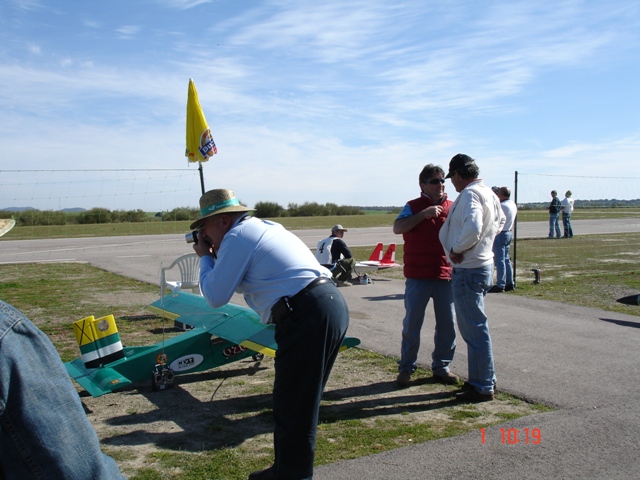 Download B06000170 (640Wx480H)